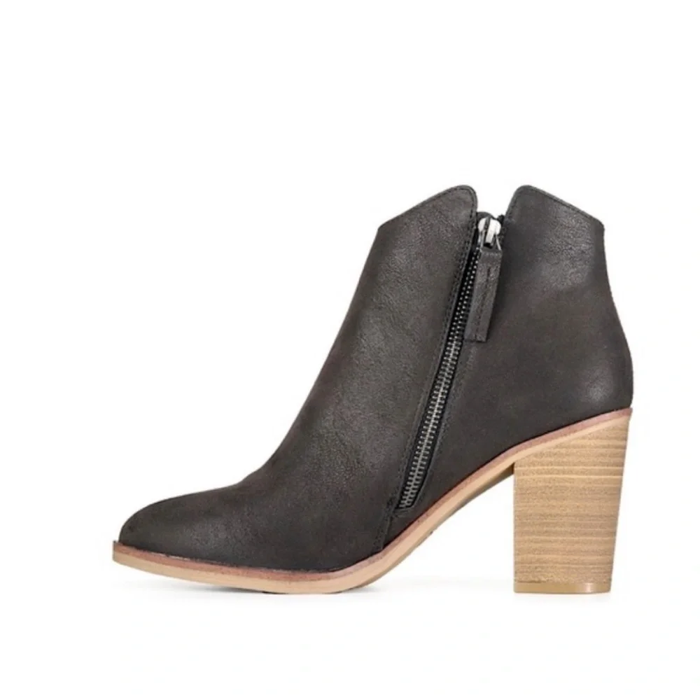 MIA Barby Bootie Black Brushed‎ Block Heel Ankle Boots Size 9